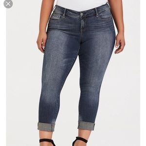 NWT Torrid Boyfriend Jeans Size 26S